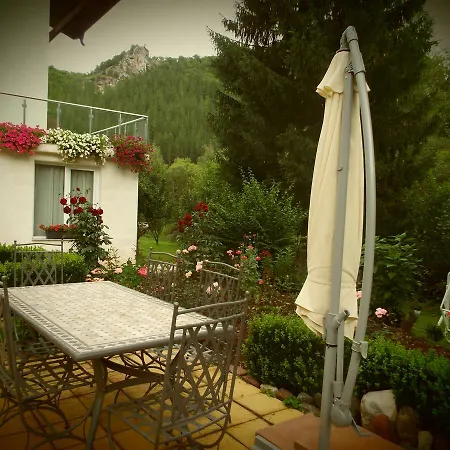 The Illuminating House 3* Lomnitsa
